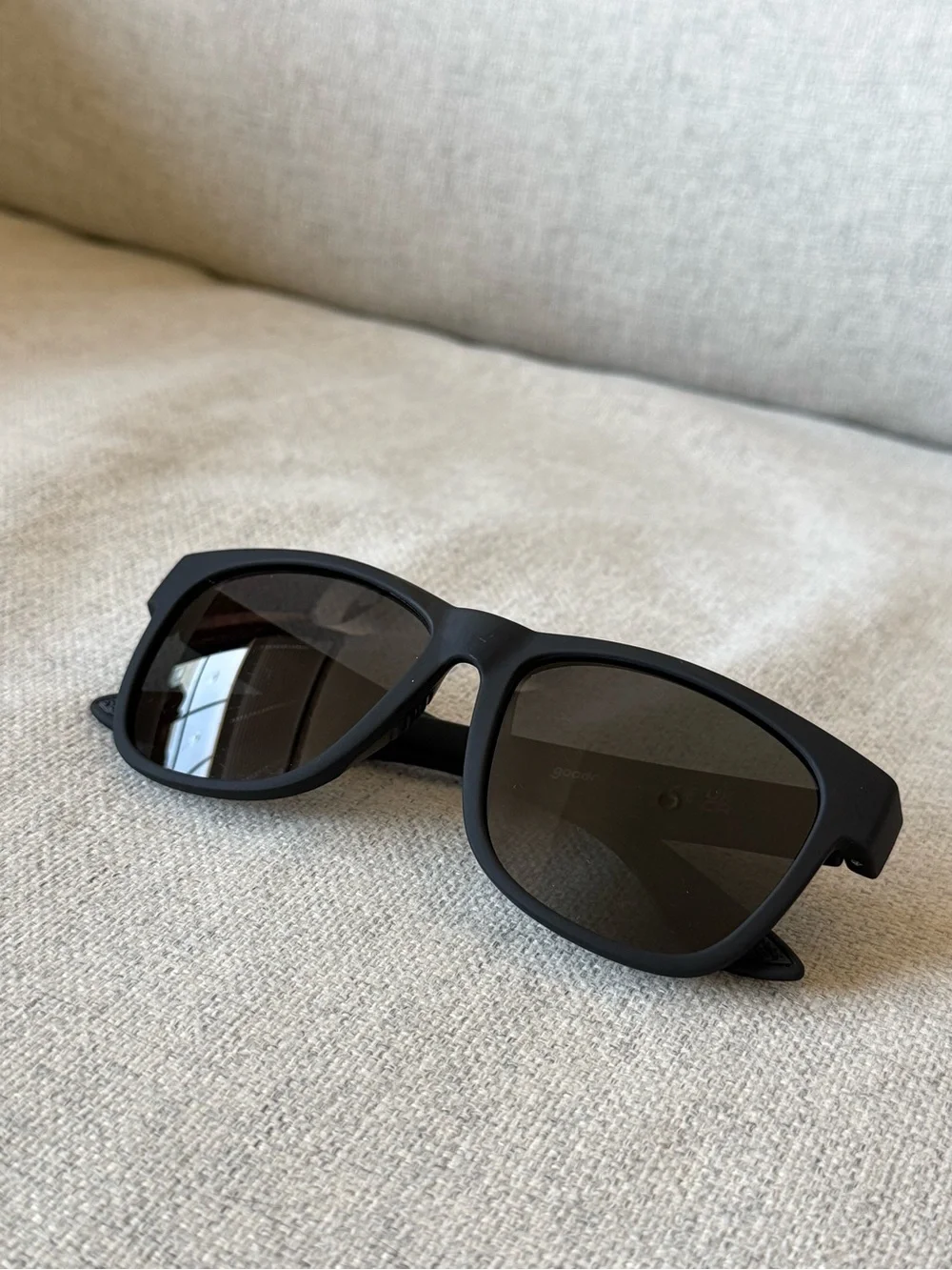goodr Hooked on Onyx Classic Black Polarized Sunglasses, Large Fit, Unisex